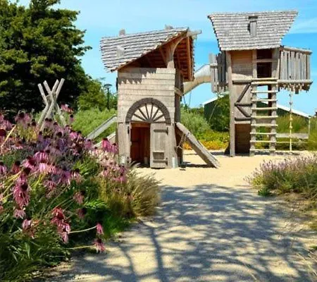 Lycka Holiday home