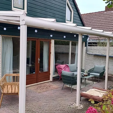 Дом отдыха Lycka *